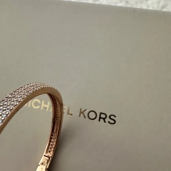 Michael Kors kids bracelets - Picture 13 of 13